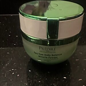Tea Tree Balance - Green Miracle Powder never used